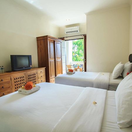 Ivanka Airport Inn Kuta Lombok Eksteriør billede
