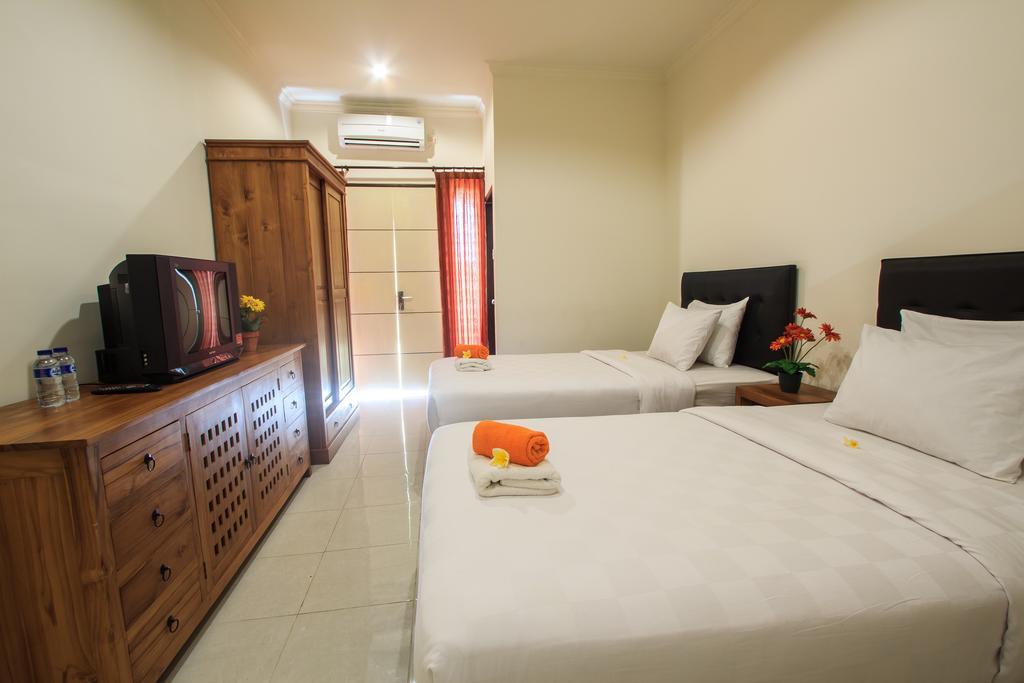 Ivanka Airport Inn Kuta Lombok Eksteriør billede
