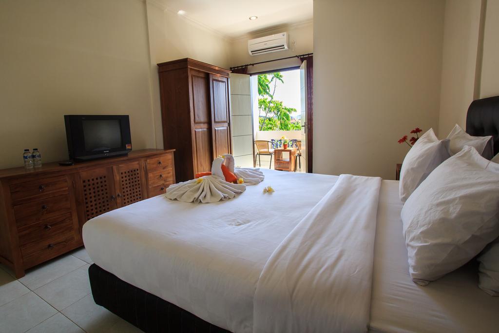 Ivanka Airport Inn Kuta Lombok Eksteriør billede